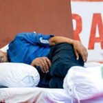 سادہ پانی برف کے بلاک میں کیسے تبدیل ہوتا ہے؟ جان کر حیران رہ جائیں گے