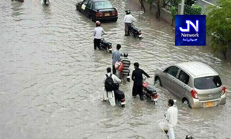 پنجاب اور کے پی میں مون سون بارشوں کا طاقتور اسپیل جاری، دریا بپھر اور شہر ڈوب گئے
