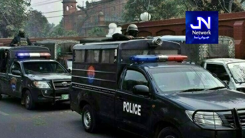 کراچی : چیکنگ کے بہانے شہری کو یرغمال بنا کر ڈھائی لاکھ روپے لوٹنے والے 4 پولیس اہلکار گرفتار، معطل