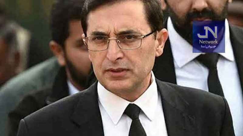 بانیٔ پی ٹی آئی کی صحت بہت ضروری ہے، گزارش کروں گا ملاقاتیں ہونے دی جائیں: بیرسٹر گوہر
