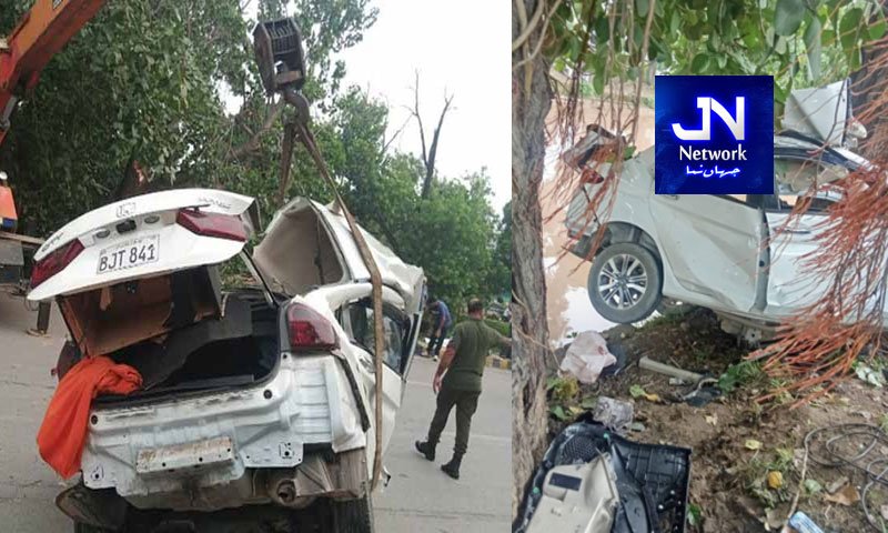 تیز رفتار کار راہگیروں کو کچلتی ہوئی درخت سے ٹکرا گئی، کار سوار لڑکوں سمیت 5 جاں بحق