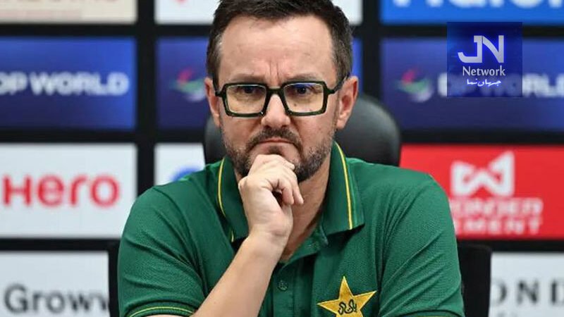مائیک ہیسن کو انگلینڈ طلب کر لیا گیا