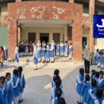 دو بڑے مسافر طیاروں کی ایک ساتھ پرواز، آسمان پر دل دہلا دینے والا منظر کی ویڈیو وائرل