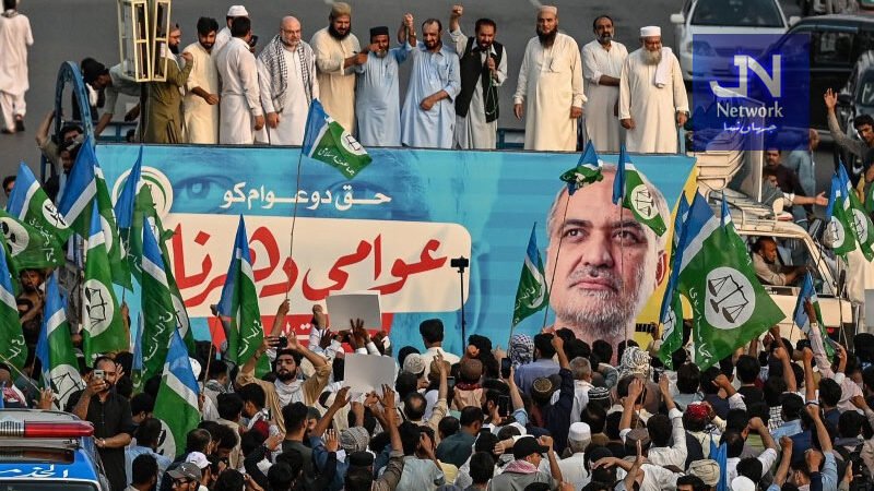 مال روڈ :جماعت اسلامی کا مطالبات کی منظوری تک دھرنا جاری رکھنے کا اعلان