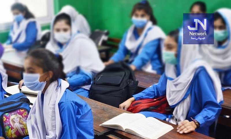لاہور : 187 سرکاری سکول داخلوں کا ہدف پورا کرنے میں ناکام، سربراہان سے جواب طلب