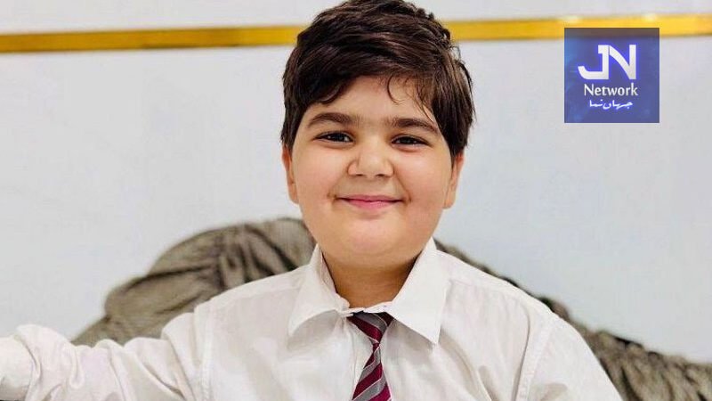 عمر شاہ کی پہلی برسی کے موقع پر ہم شکل بچے کی ویڈیو وائرل، مداح آبدیدہ ہو گئے